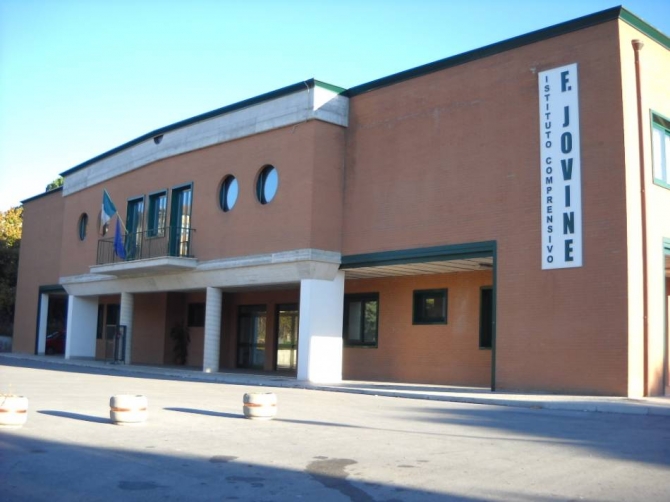 Festa dell'Albero alla Scuola "Iovine"